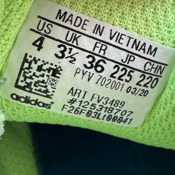 Kids Neon Green Adidas Sneakers BOOSTS - Picture 7 of 9